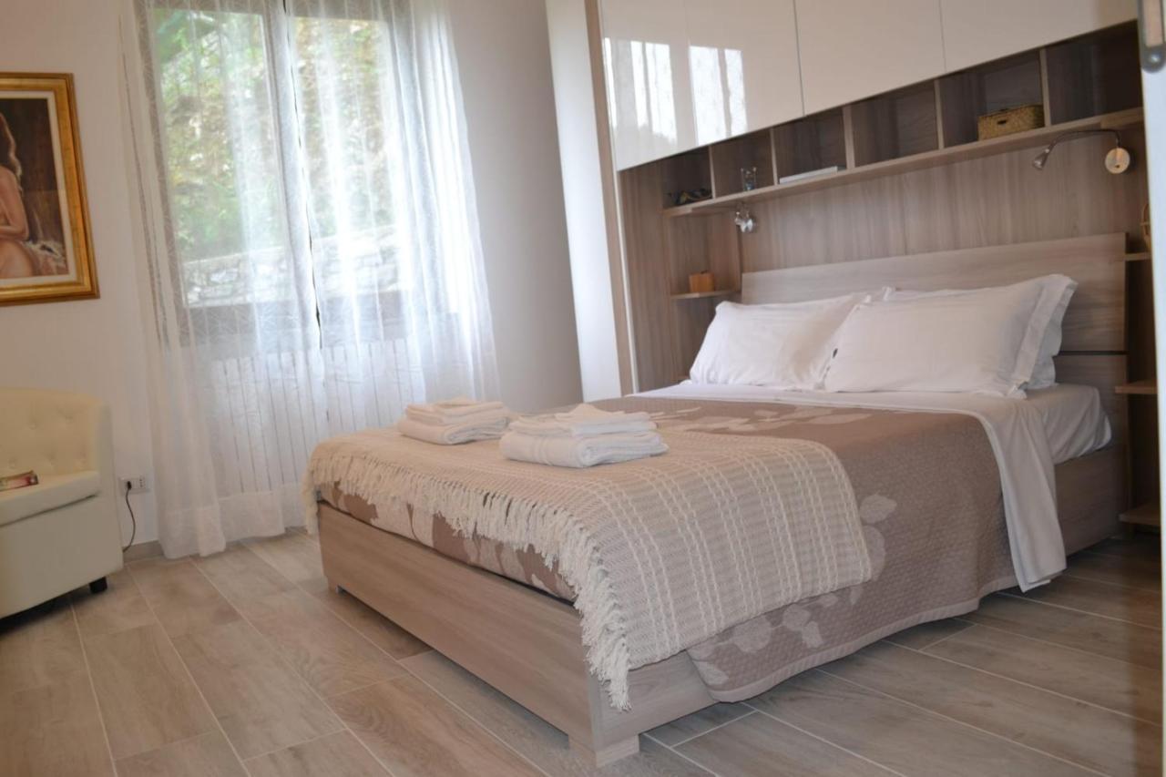 Le Grigne Guesthouse - The Garden Oliveto Lario Dış mekan fotoğraf